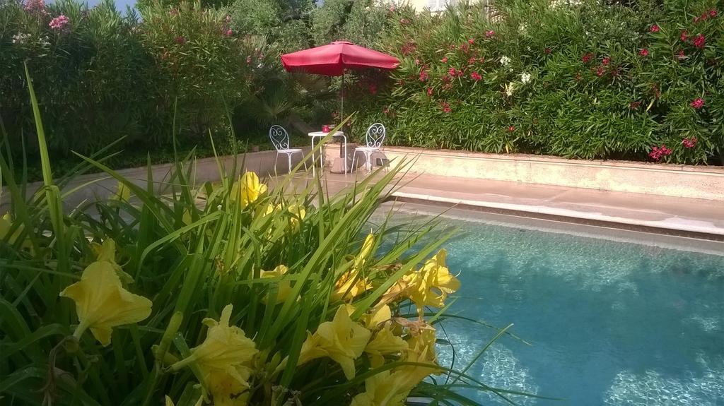 Bed And Breakfast Posserle Padenghe sul Garda Exterior photo