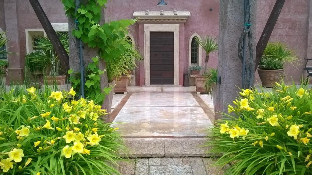 Bed And Breakfast Posserle Padenghe sul Garda Exterior photo