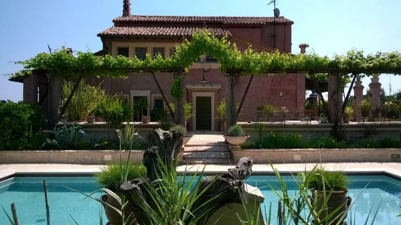 Bed And Breakfast Posserle Padenghe sul Garda Exterior photo
