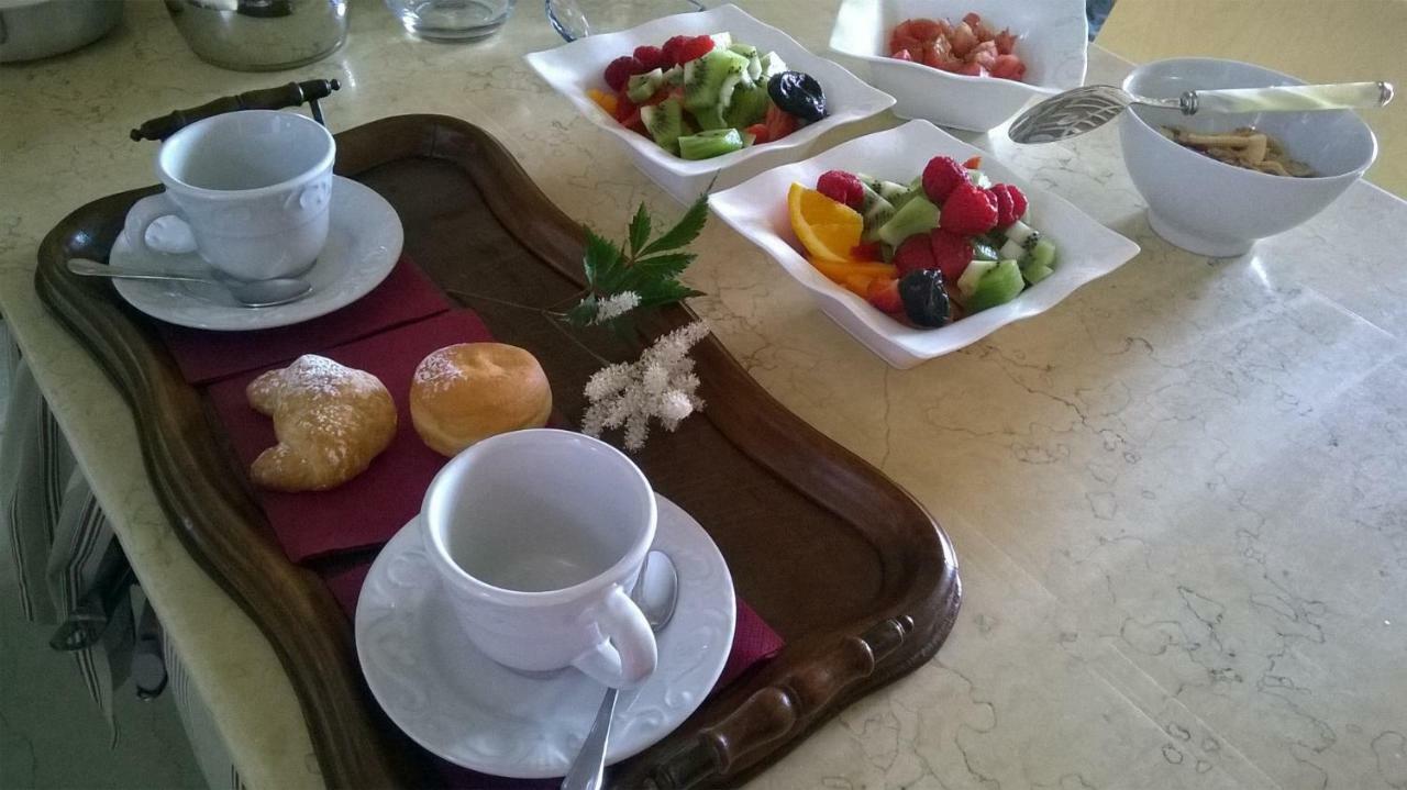 Bed And Breakfast Posserle Padenghe sul Garda Exterior photo
